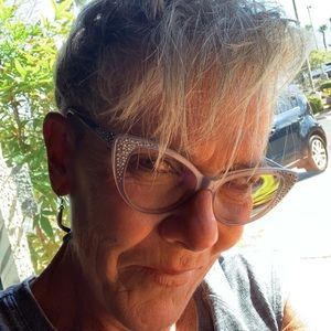 Meet your Posher, Sally